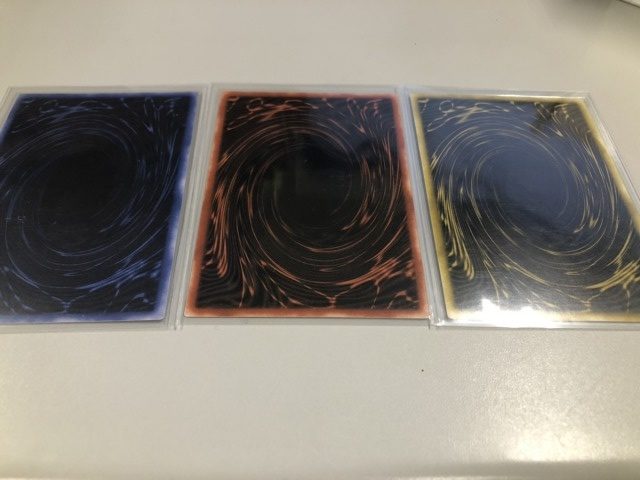 三幻神カード 裏面
