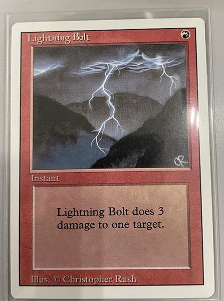 買取実績】冬の稲妻到来！ MTG「稲妻/Lightning Bolt」 第３版と第４版