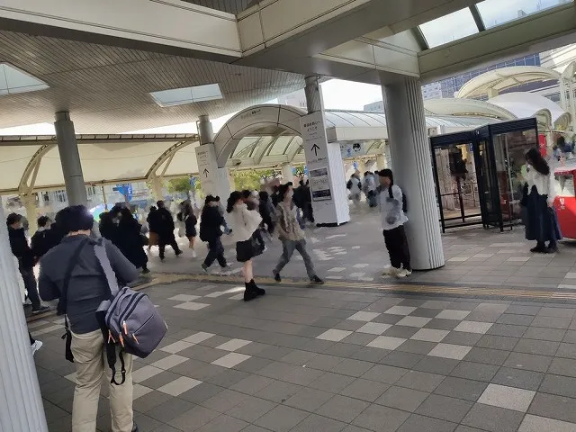 海浜幕張駅