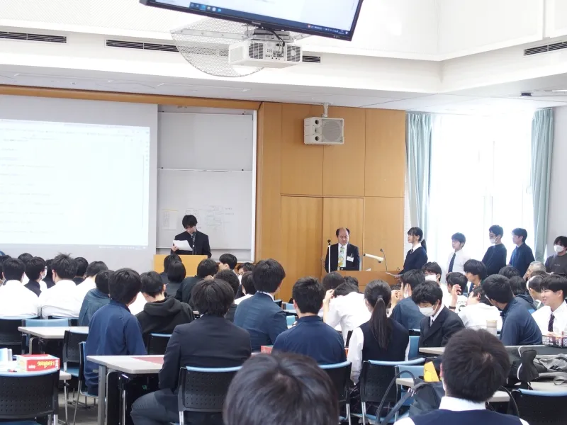 代表詳細