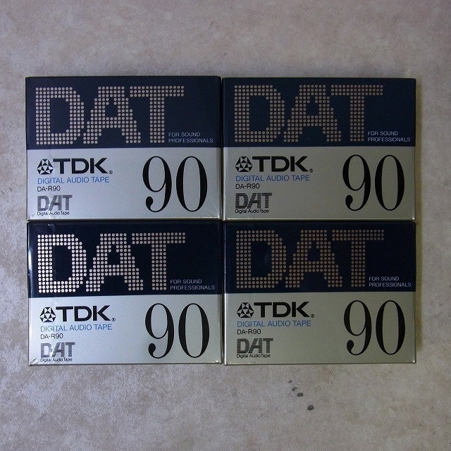 TDK DATテープ 90分 4本セット Digital Audio Tape DA-R90N